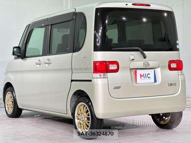 Daihatsu TANTO 2013-01 287058-6