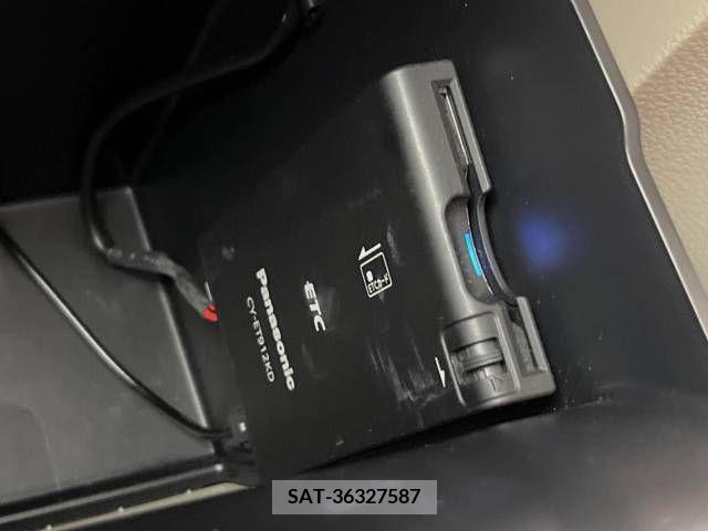 Suzuki SPACIA 2013-06 350475-6