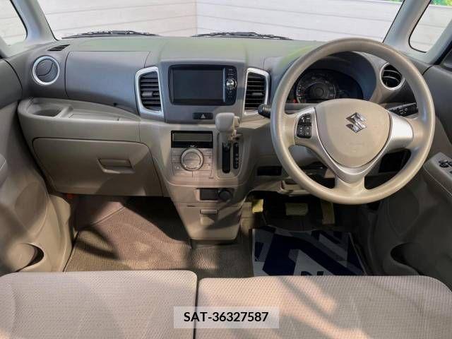 Suzuki SPACIA 2013-06 350475-1