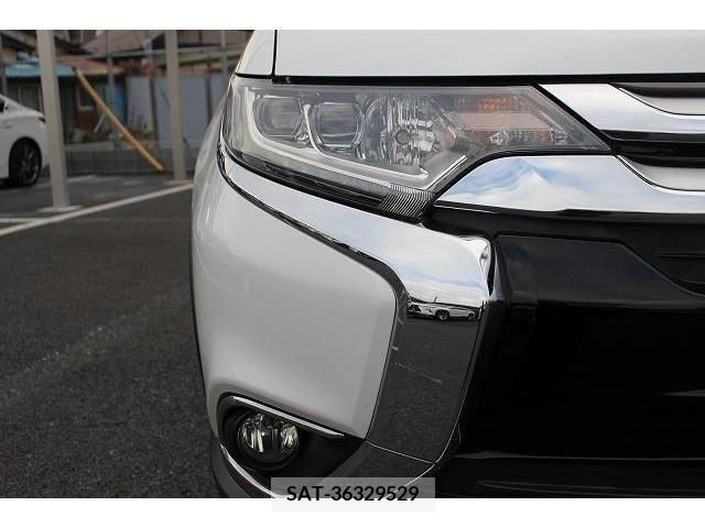 Mitsubishi OUTLANDER 2016-08 216695-9