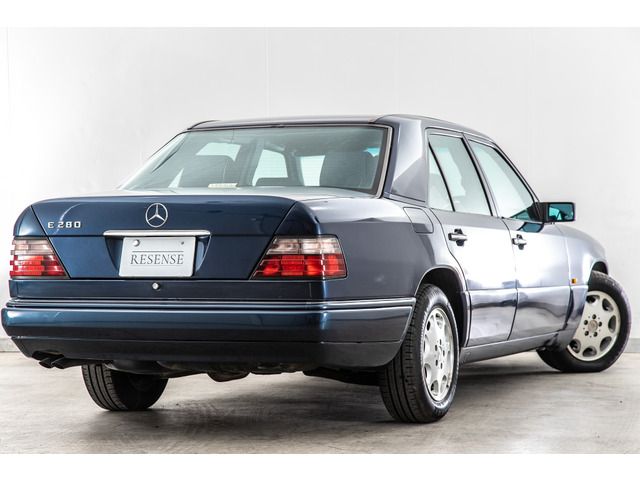 Mercedes Benz E-CLASS 1995-06 2154-2