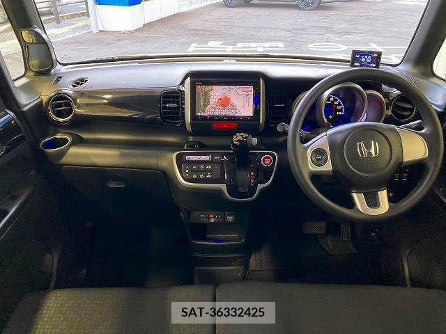 Honda N BOX CUSTOM 2016-03 364784-1