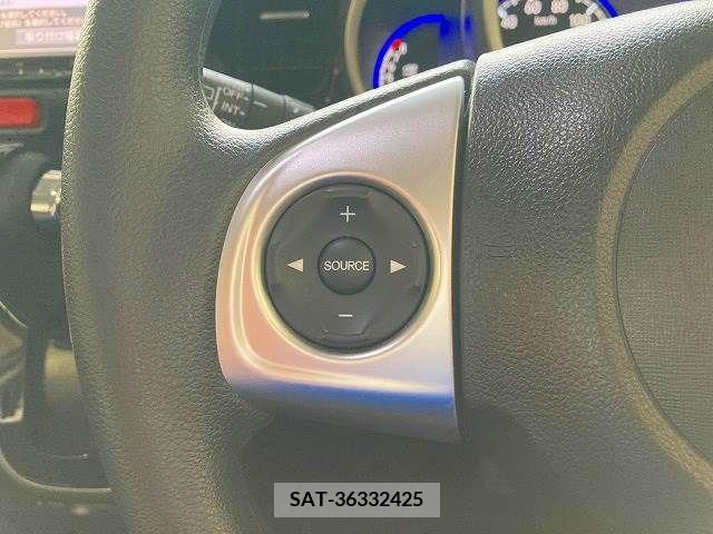 Honda N BOX CUSTOM 2016-03 364784-8