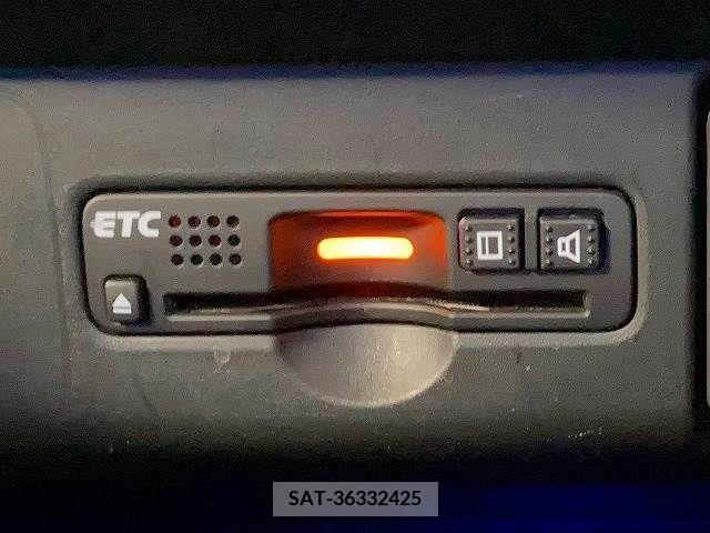 Honda N BOX CUSTOM 2016-03 364784-6