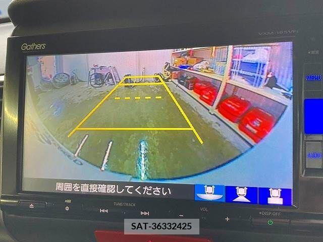 Honda N BOX CUSTOM 2016-03 364784-4