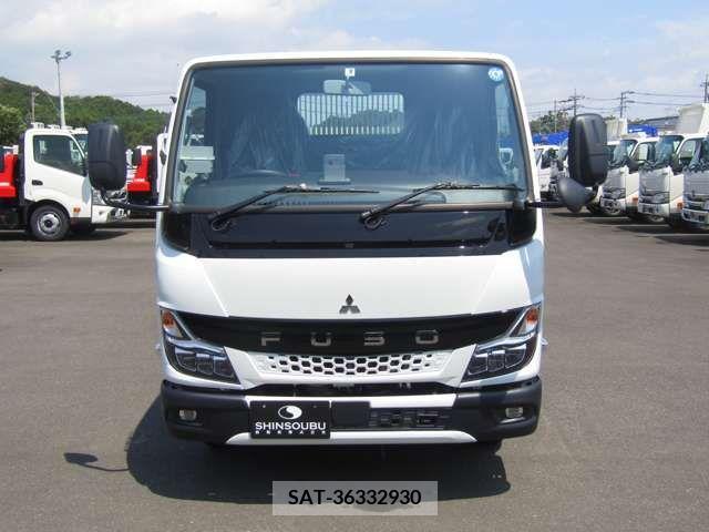 Mitsubishi CANTER 2023-01 200137-1