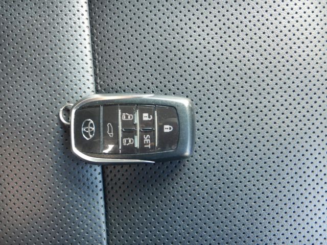 Toyota VELLFIRE 2018-02 17916-12