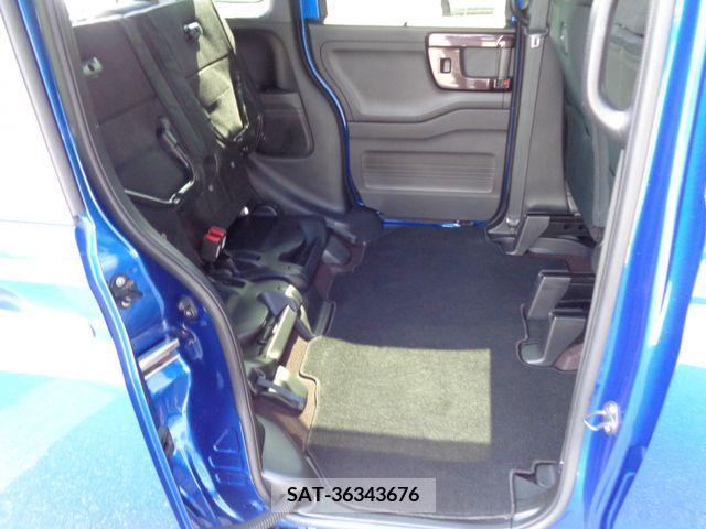 Honda N BOX CUSTOM 2018-01 214258-13
