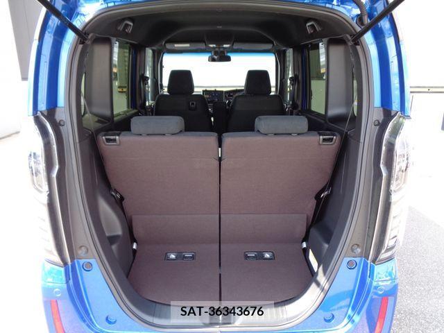 Honda N BOX CUSTOM 2018-01 214258-14