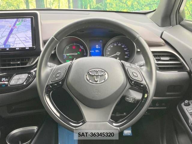 Toyota C-HR 2019-07 323046-11