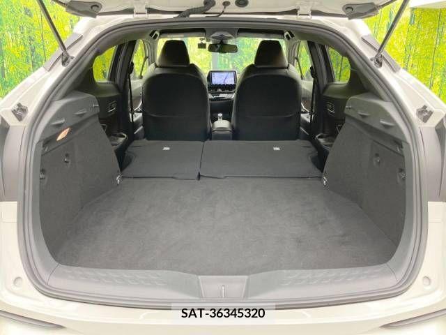 Toyota C-HR 2019-07 323046-10