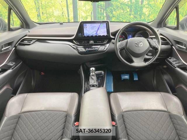 Toyota C-HR 2019-07 323046-1