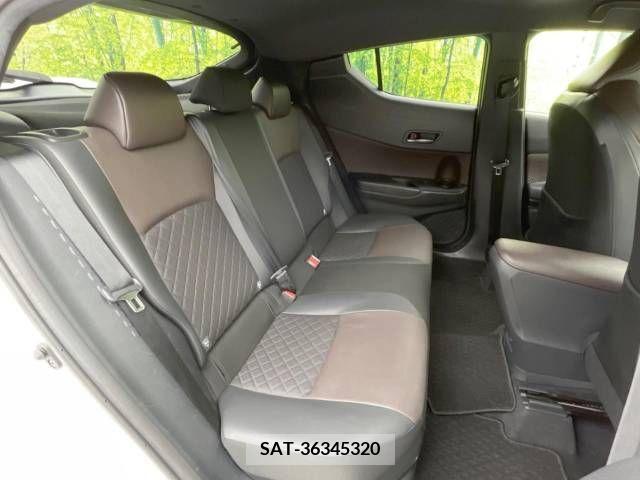Toyota C-HR 2019-07 323046-9