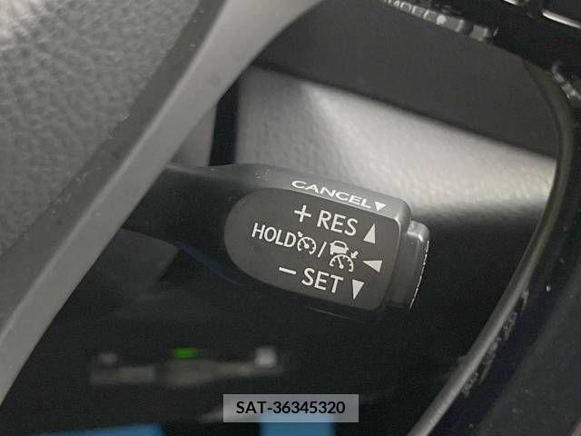 Toyota C-HR 2019-07 323046-6