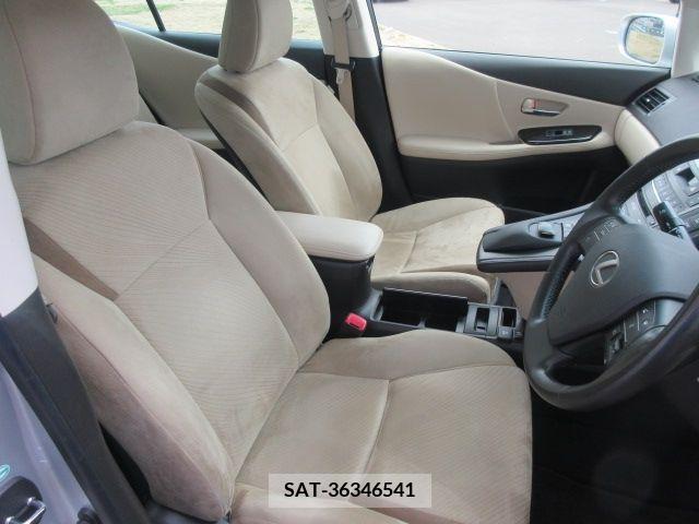 Lexus HS 2013-06 275337-9