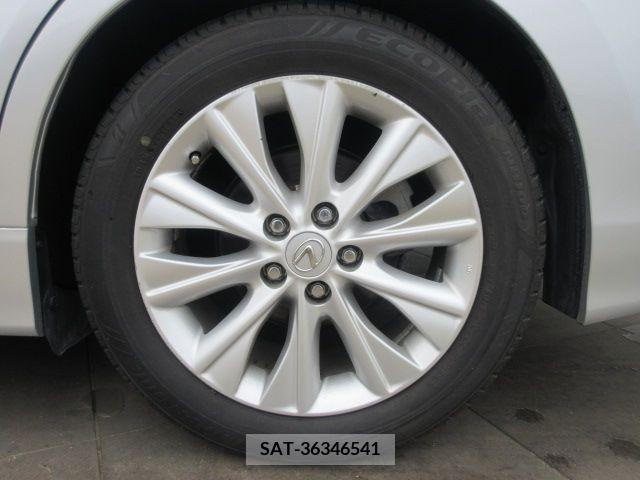 Lexus HS 2013-06 275337-7