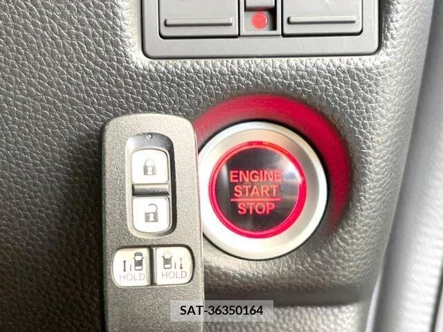Honda N BOX CUSTOM 2018-02 220503-7