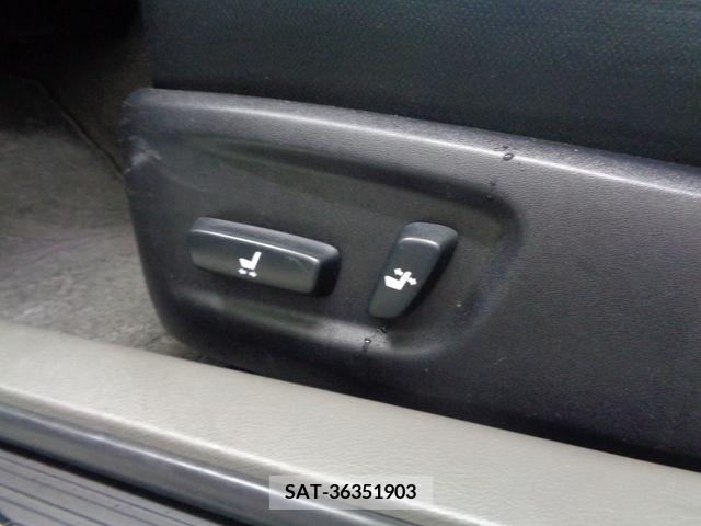 Toyota MARK X 2012-03 304398-19