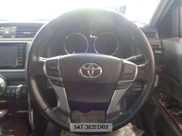 Toyota MARK X 2012-03 304398-14