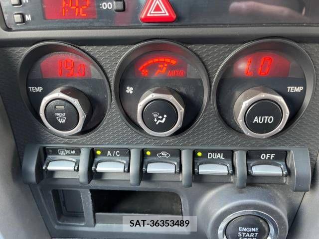 Toyota 86 2012-06 321134-6
