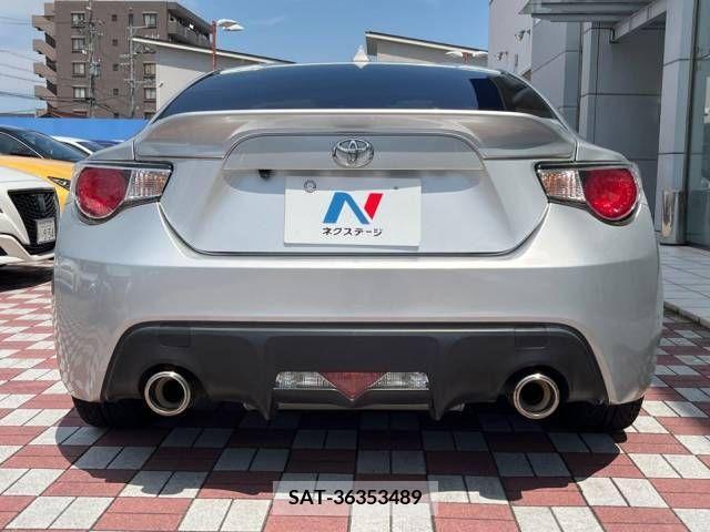 Toyota 86 2012-06 321134-15