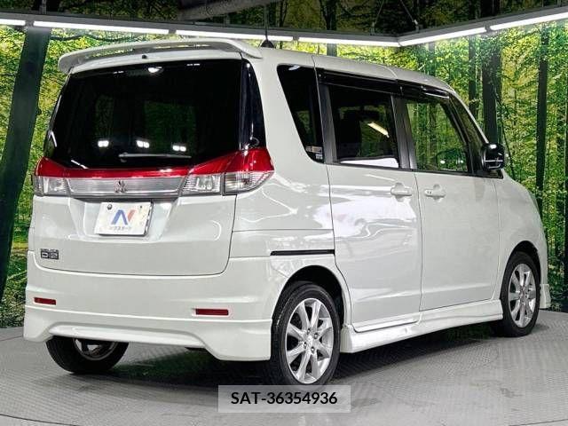 Mitsubishi DELICA D2 2014-03 350655-16