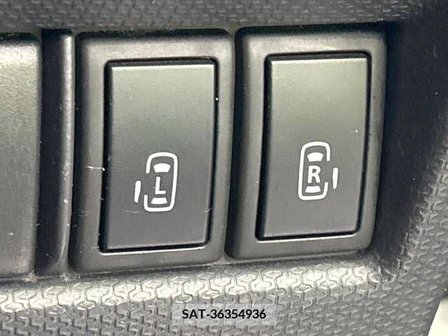 Mitsubishi DELICA D2 2014-03 350655-2