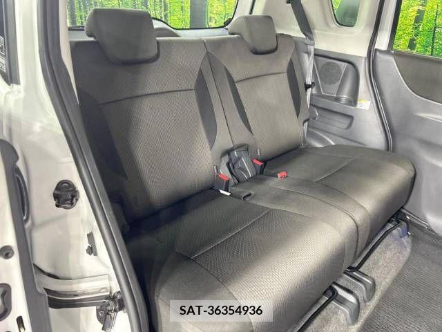 Mitsubishi DELICA D2 2014-03 350655-8