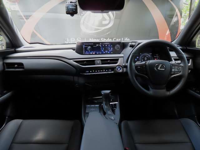 Lexus UX 2022-06 6361-2