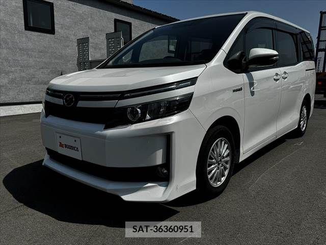 Toyota VOXY 2014-10 289306-8