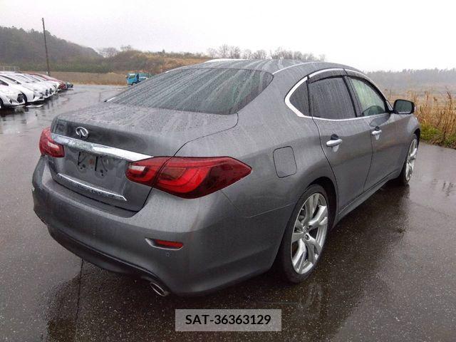 Nissan FUGA 2017-02 216683-1