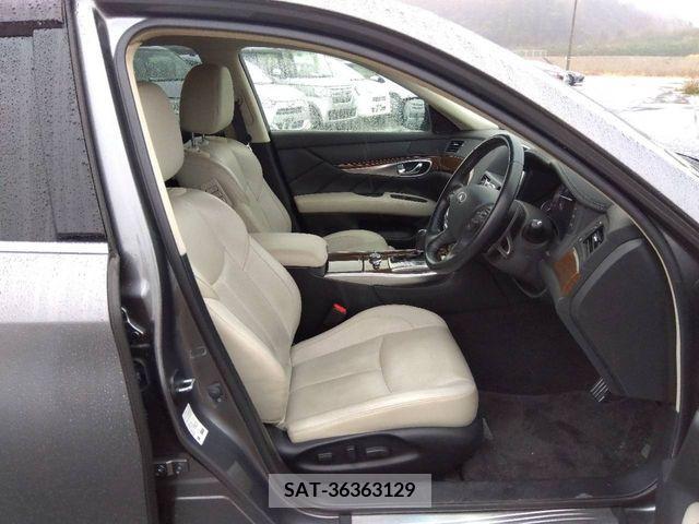 Nissan FUGA 2017-02 216683-4