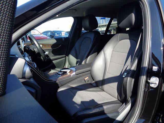 Mercedes Benz C-CLASS 2019-04 21819-4