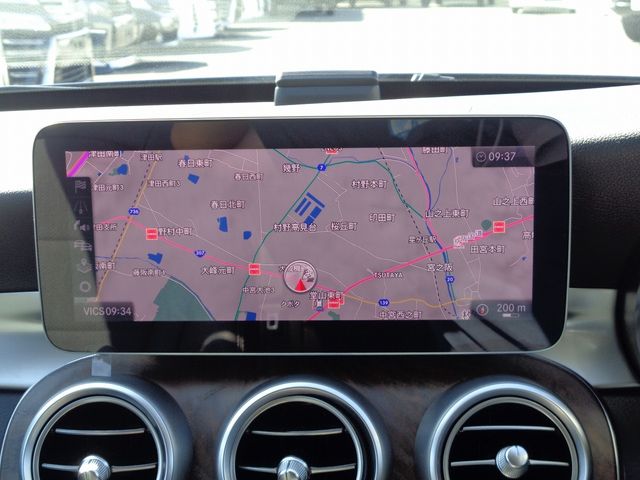 Mercedes Benz C-CLASS 2019-04 21819-11