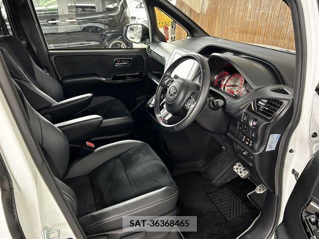 Toyota VOXY 2020-03 216469-10