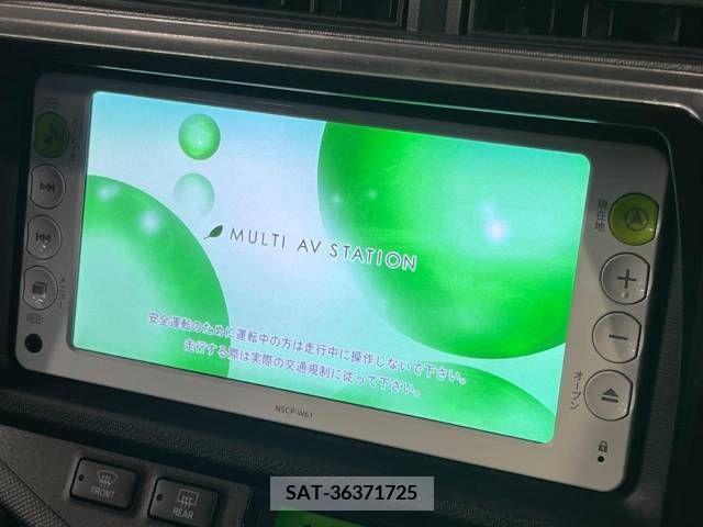 Toyota AQUA 2012-03 313942-2