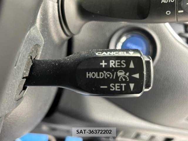 Toyota C-HR 2018-03 245526-6