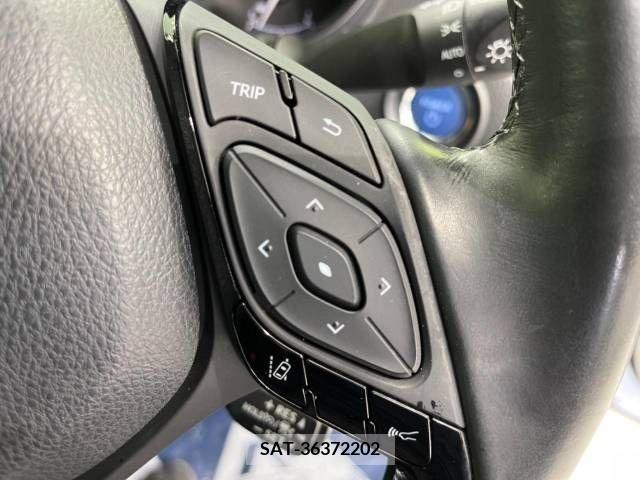 Toyota C-HR 2018-03 245526-5