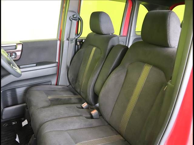 Honda N BOX CUSTOM 2020-03 8136-28