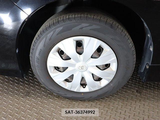 Toyota NOAH 2014-11 372734-27