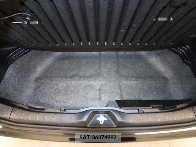 Toyota NOAH 2014-11 372734-10
