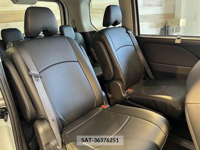 Nissan SERENA 2018-05 284189-8