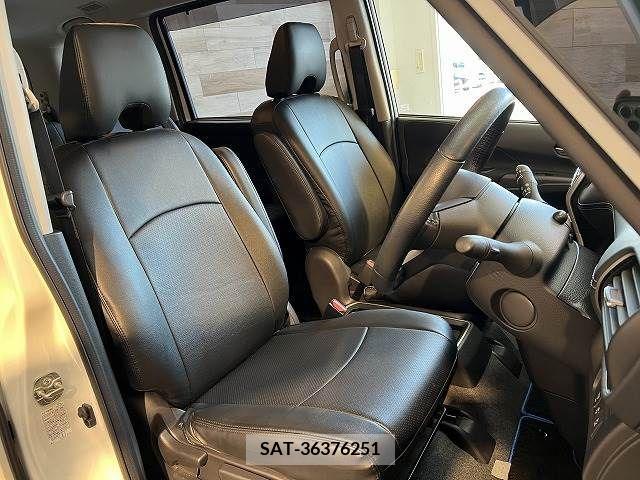 Nissan SERENA 2018-05 284189-7