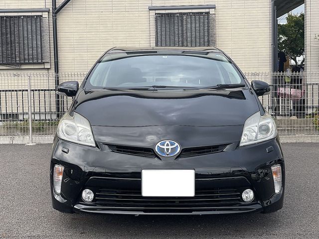 Toyota PRIUS 2013-02 4975-1