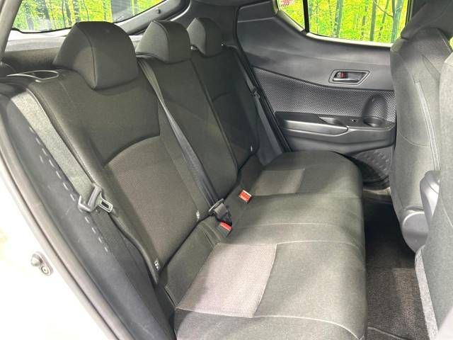 Toyota C-HR 2018-10 15503-9