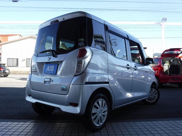 Nissan DAYZ ROOX 2015-01 10710-2