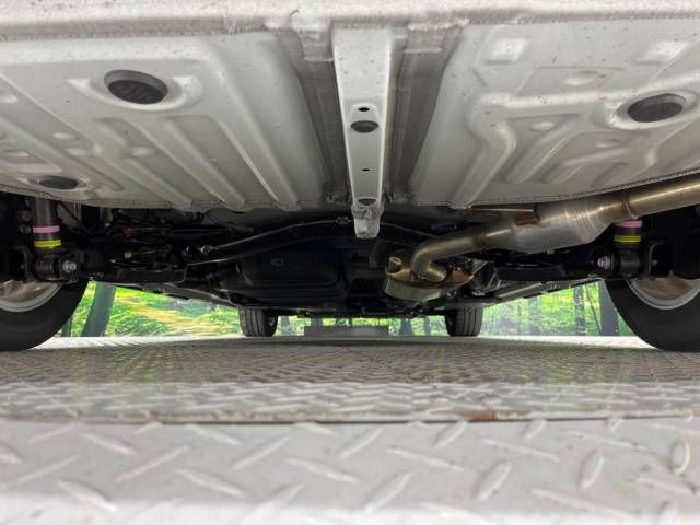 Toyota NOAH 2023-06 187356-18