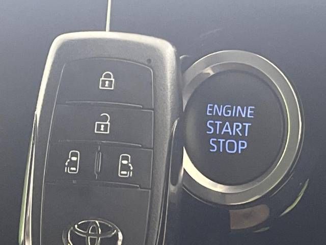 Toyota NOAH 2023-06 187356-6