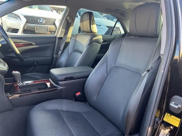 Toyota CROWN MAJESTA 2014-12 17344-18