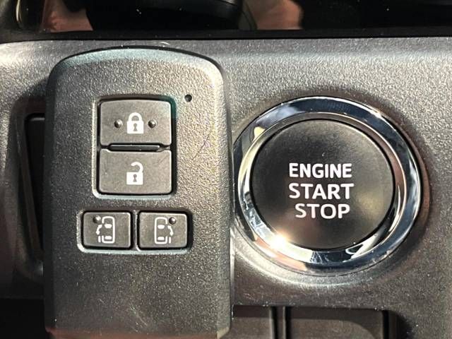 Toyota VOXY 2018-10 13807-7